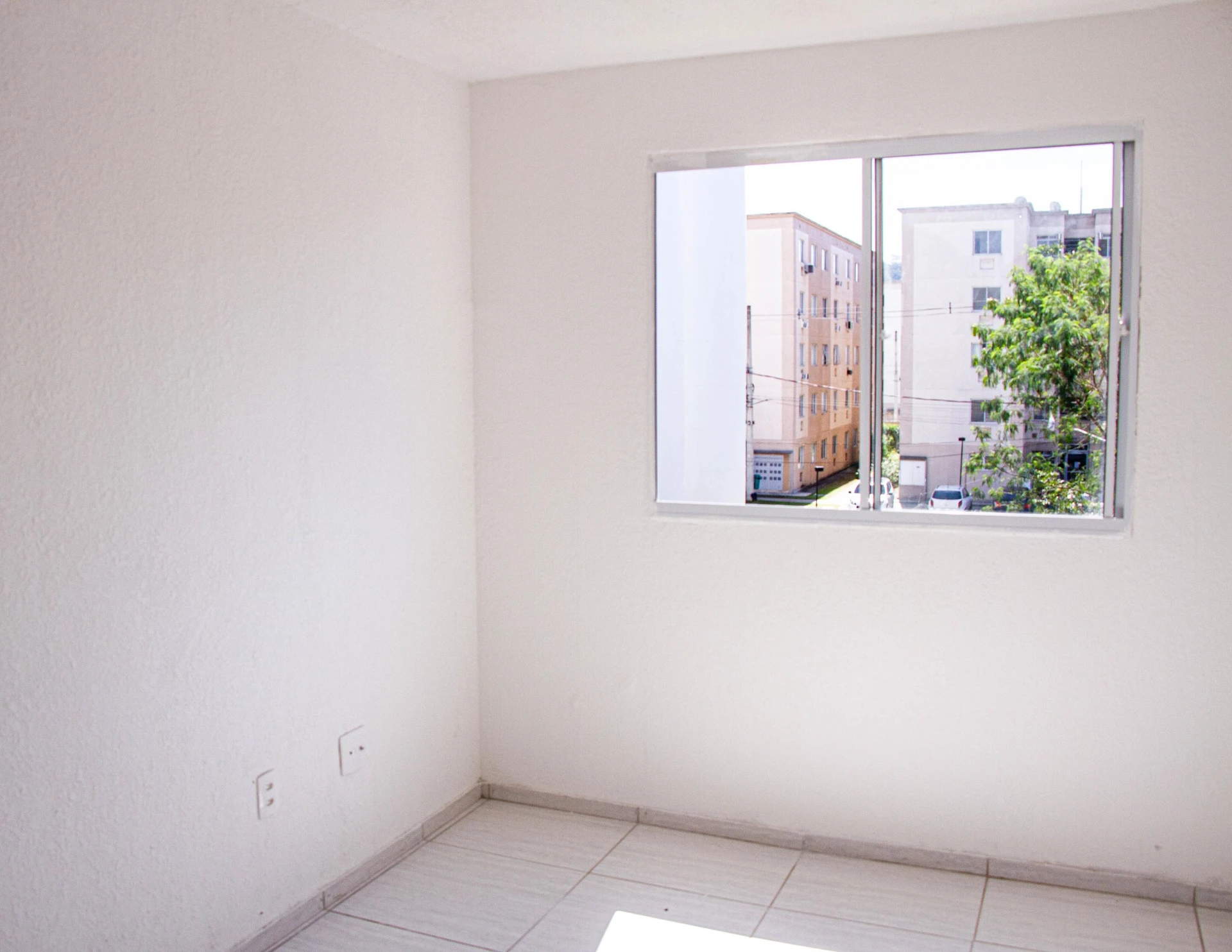 Unfurnished apartment with 2 bedrooms and 1 parking — photo 5