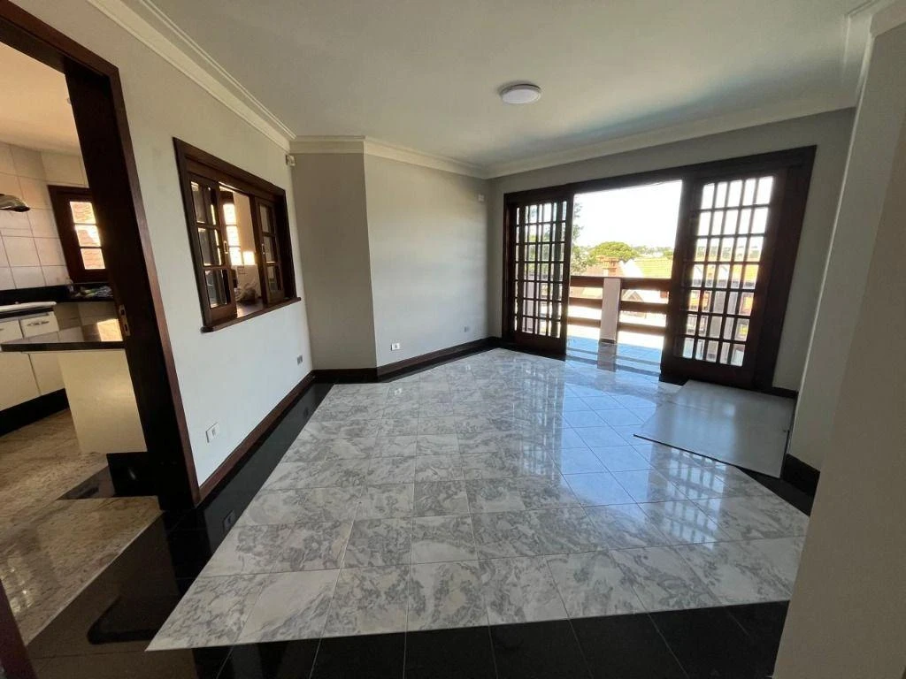 House with 3 en-suite bedrooms and a balcony, 450 m² — photo 40