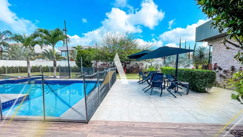 Furnished linear house with 4 en-suites and a gas open kitchen — photo 11