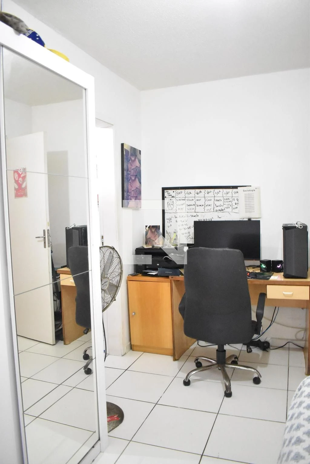 Apartamento mobiliado com 3 quartos e 2 banheiros — photo 49