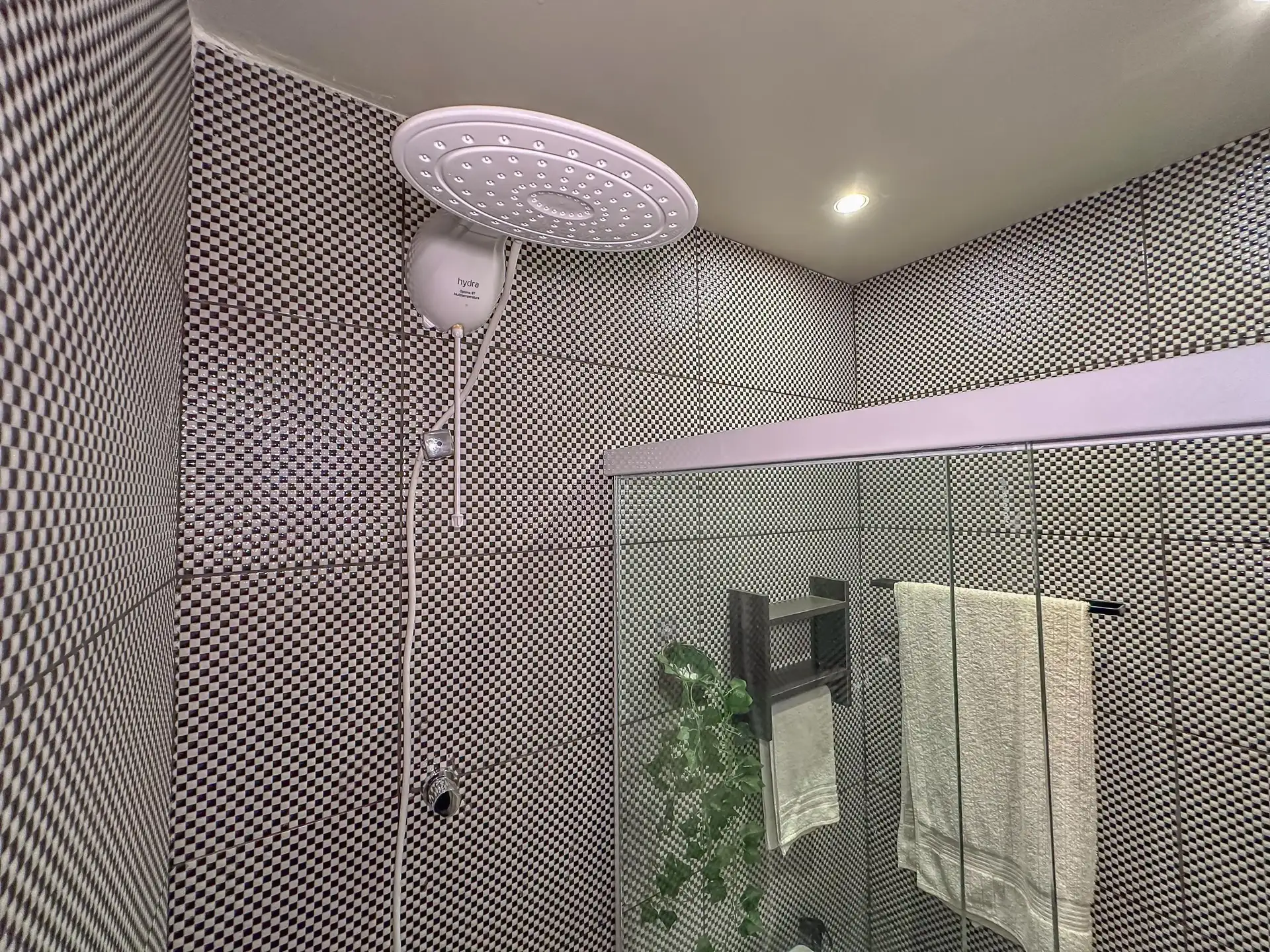 Monoambiente con espacio de home office en Rio de Janeiro — photo 18