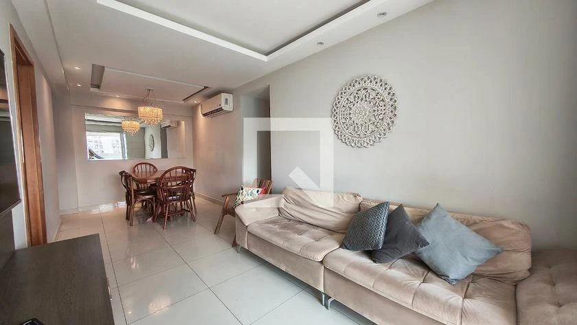 3-bedroom apartment in a building with a gym — photo 14
