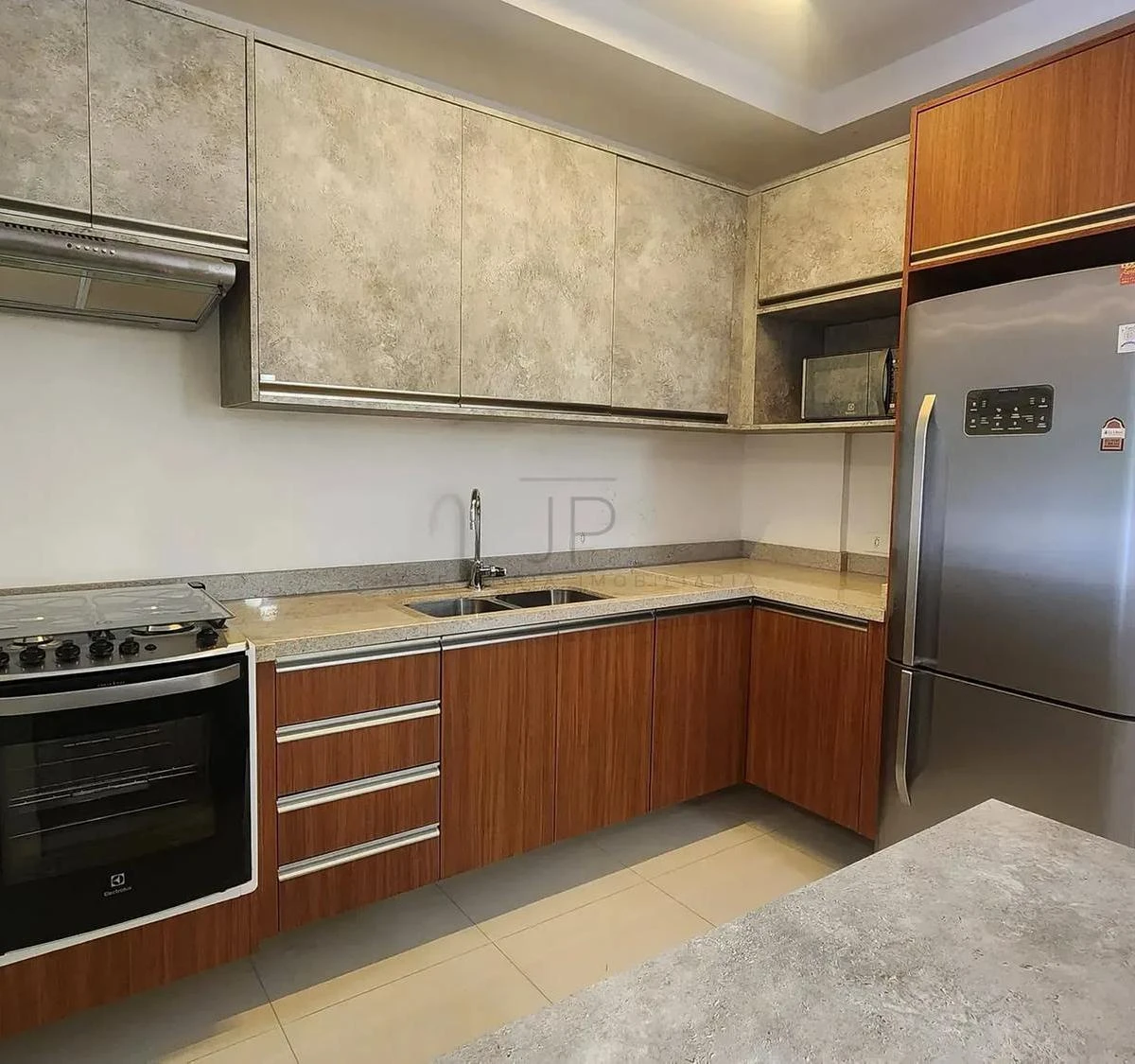 Мебльована квартира 98 м² з кухнею відкритого плану — photo 3