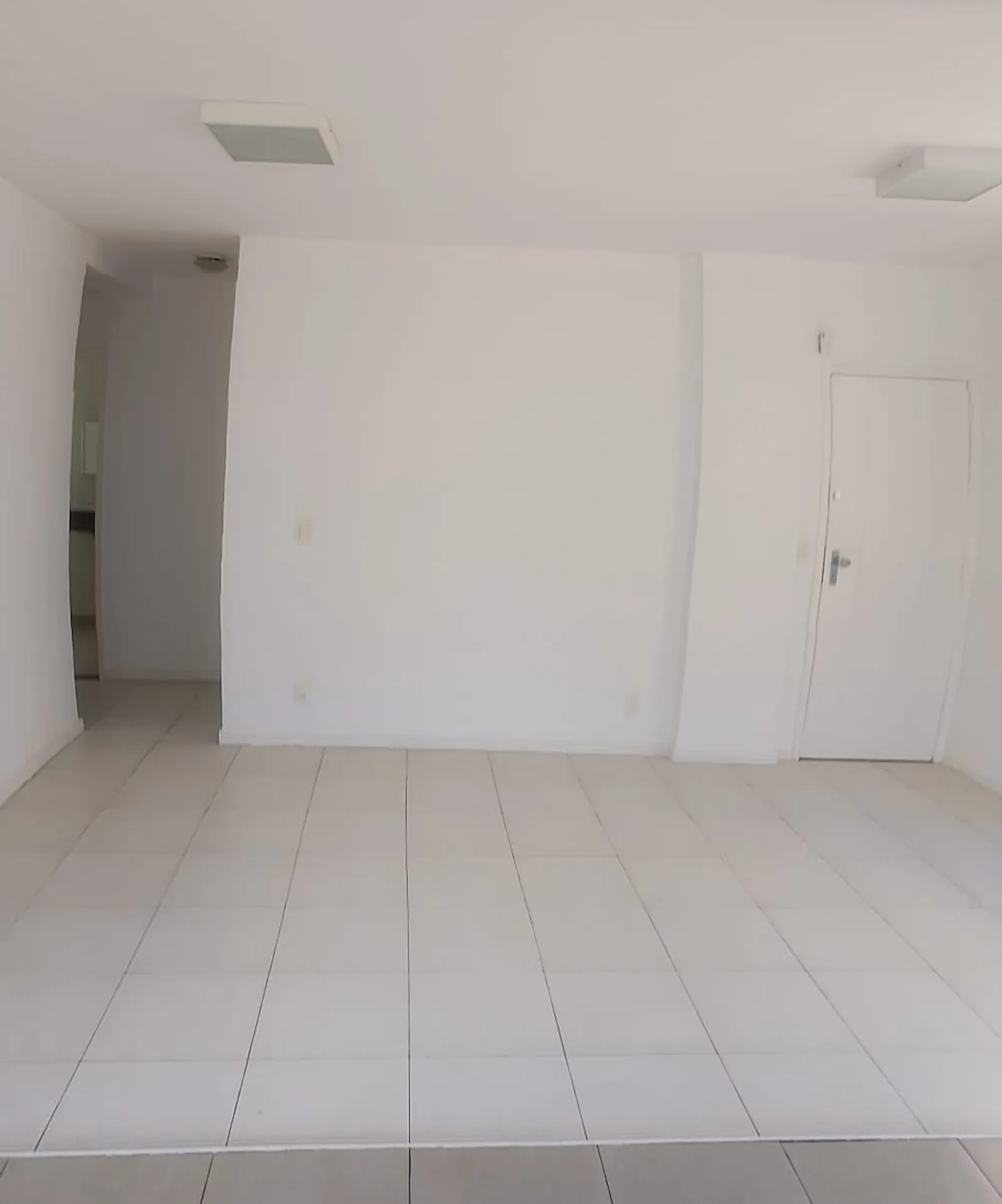 Apartamento com cozinha fechada e 3 quartos — photo 23