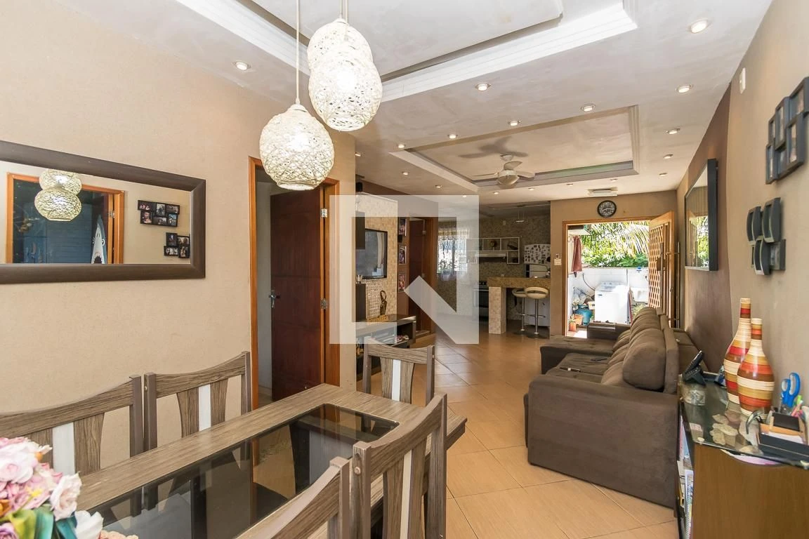 Furnished 227 m² house with a private garden — photo 4