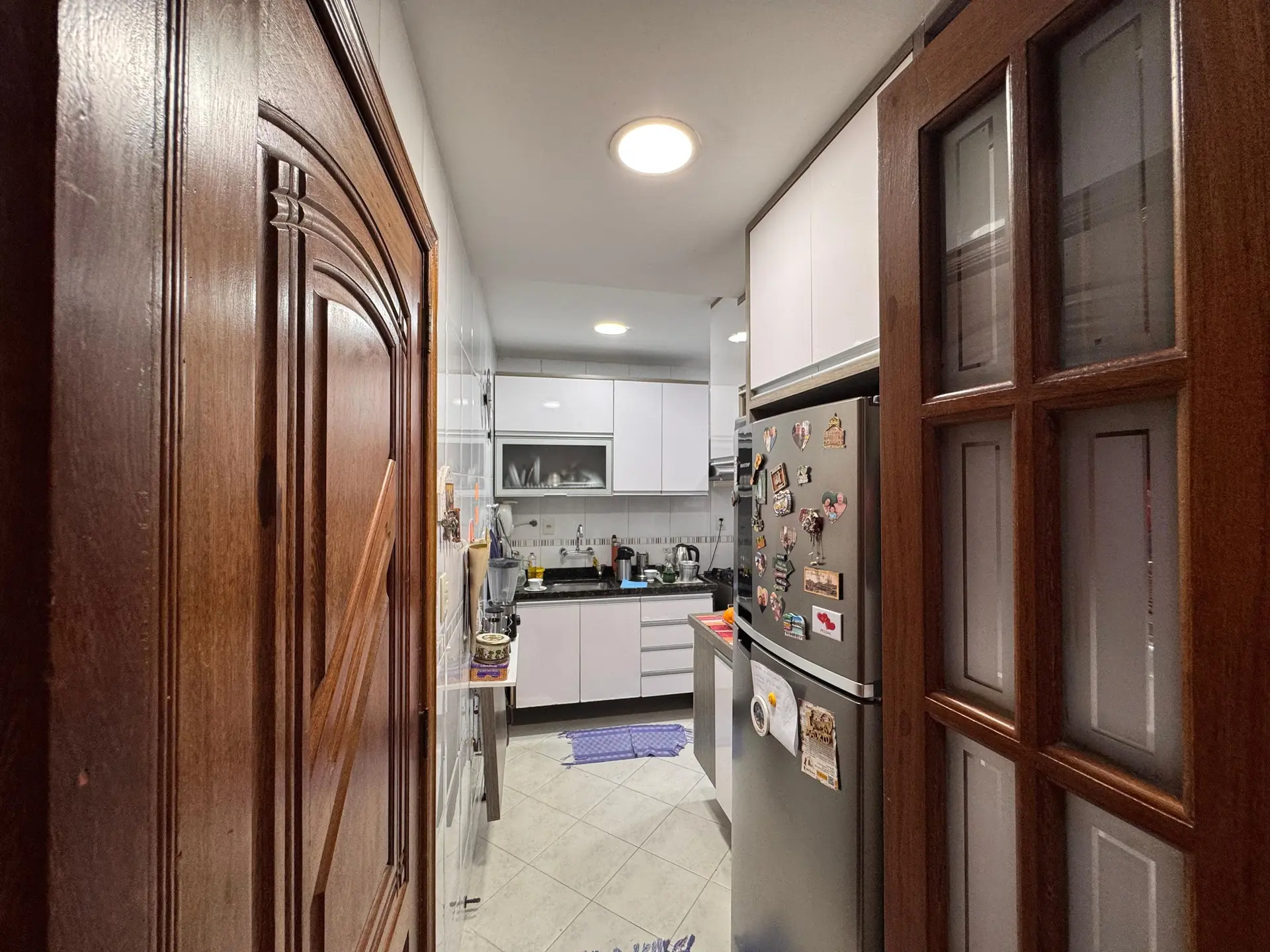 Walk-in closet in a 3-bedroom apartment, 130 m² — photo 2