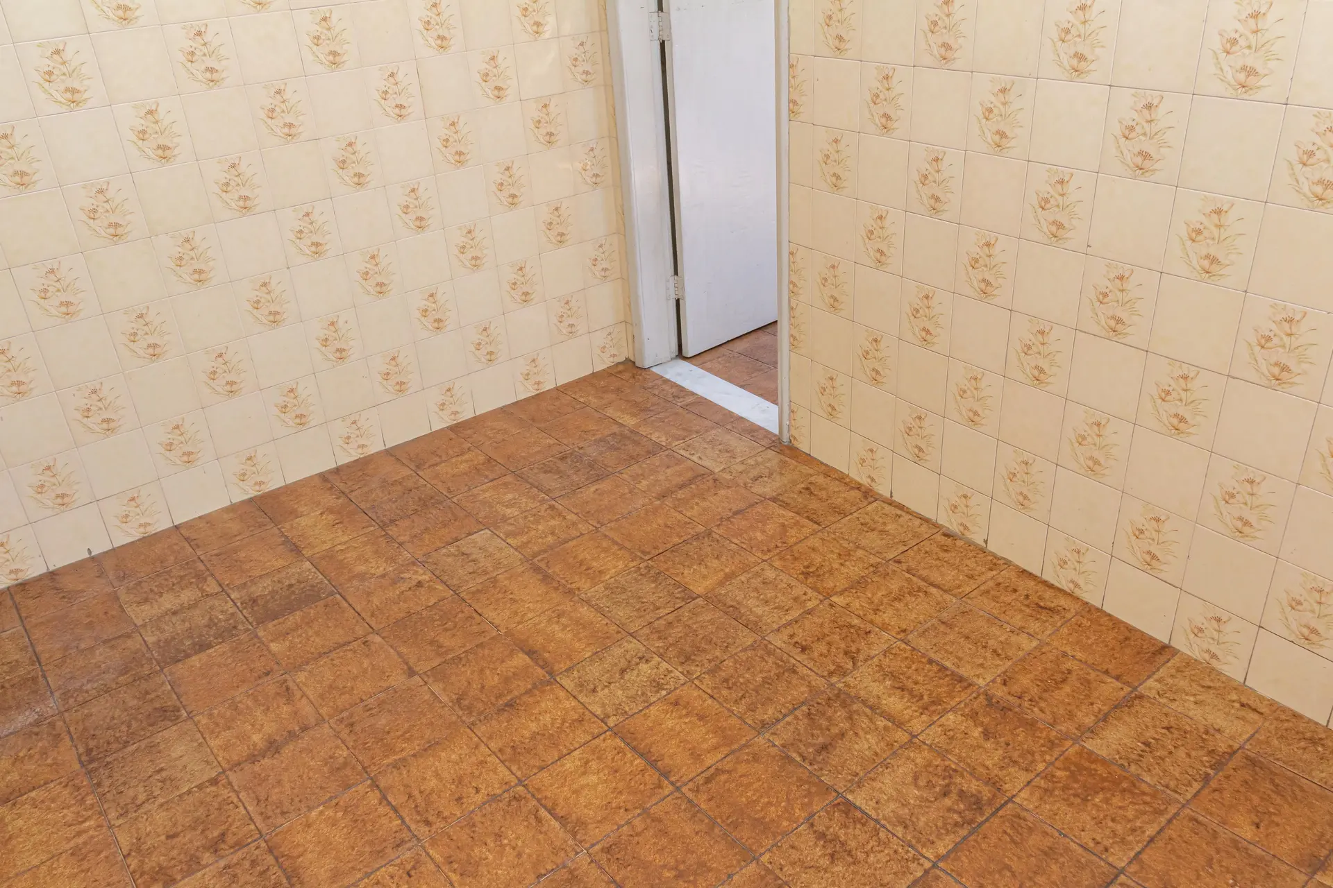 2-bedroom rental apartment with 1 bathroom and parking — photo 13