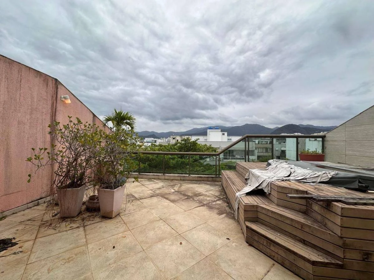 Apartment, 360 m², with a bathtub — photo 25