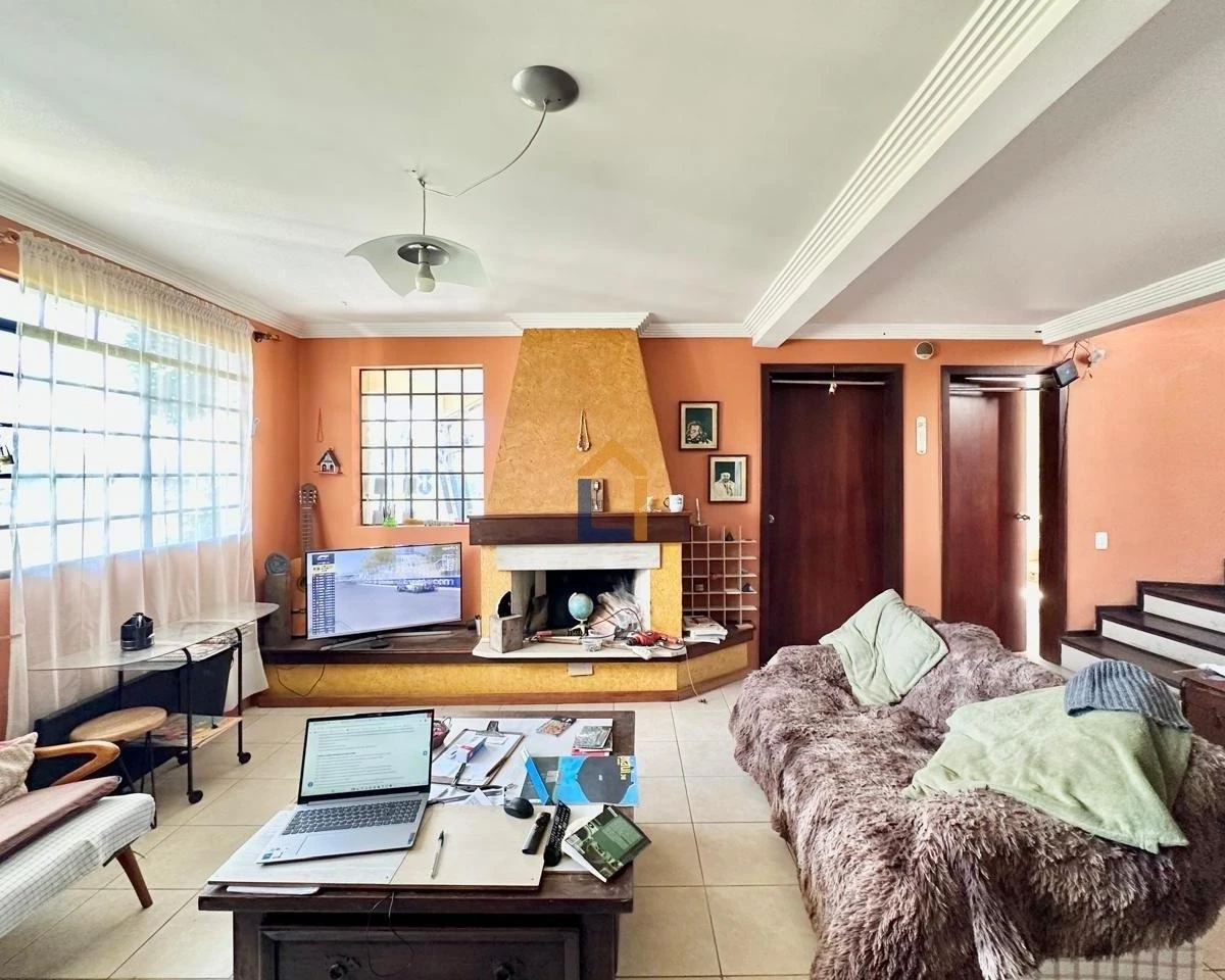 5-bedroom house with a home office — photo 5