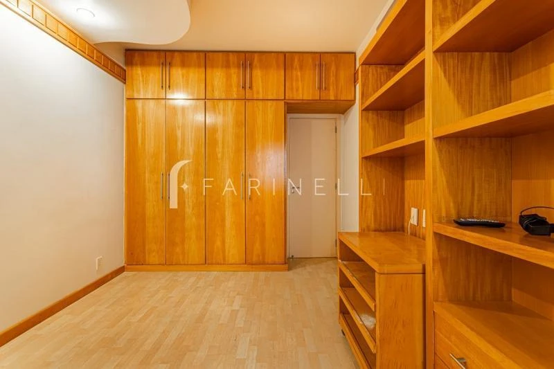 Apartment with 3 bedrooms and a closed kitchen — photo 21