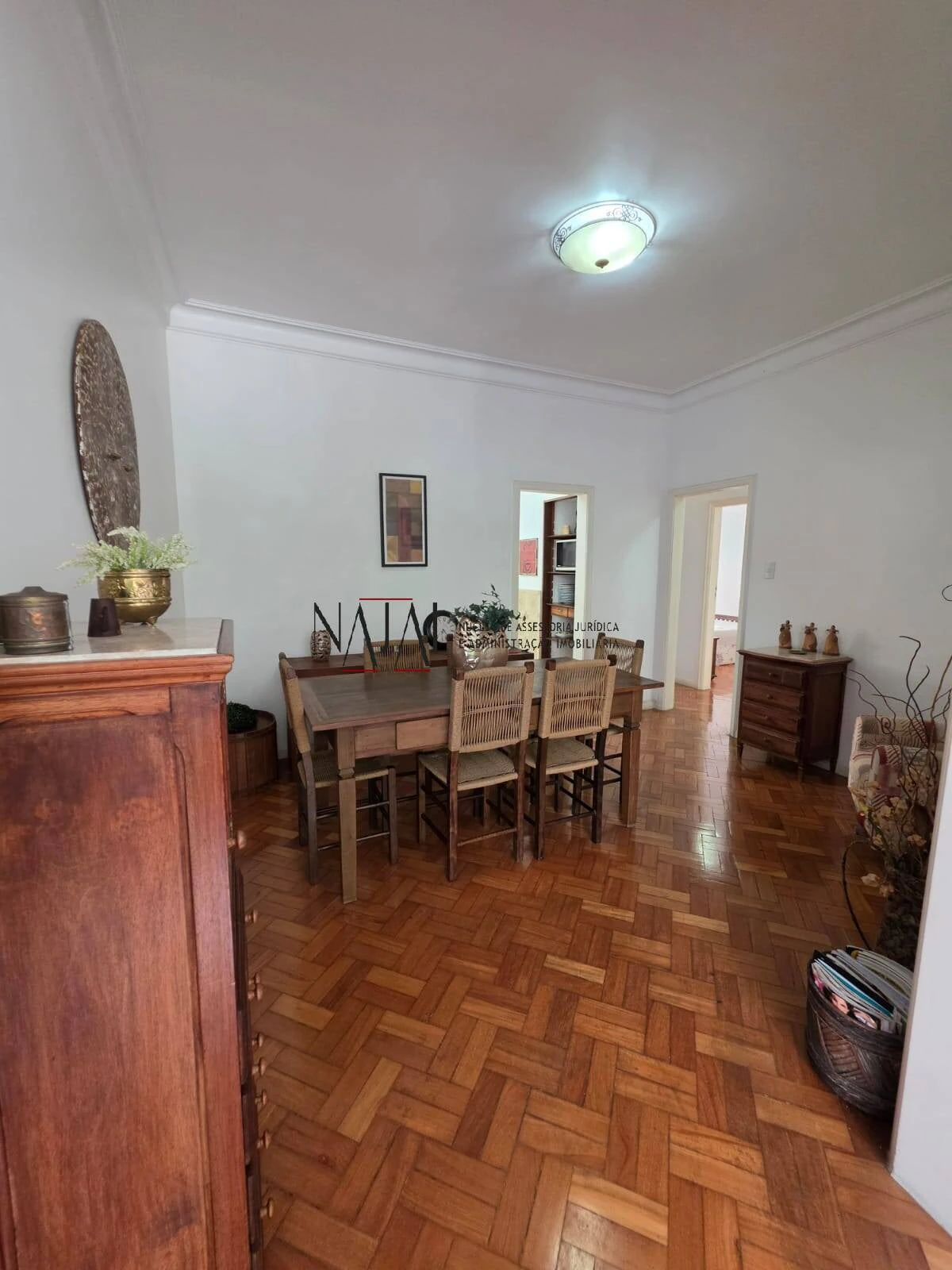 Furnished 3-bedroom apartment with 130 m² — photo 2