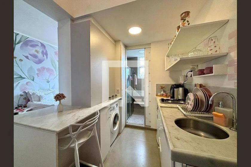 Furnished 1-bedroom apartment with 27 m², no parking — photo 4