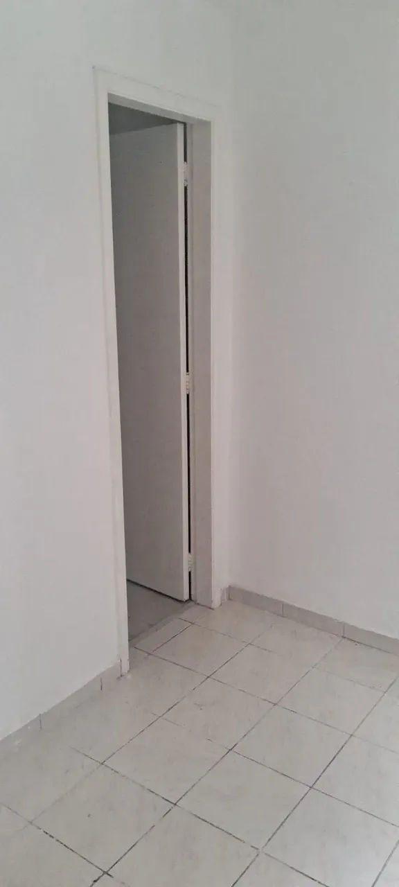 3-bedroom apartment with 3 bathrooms and balcony — photo 10