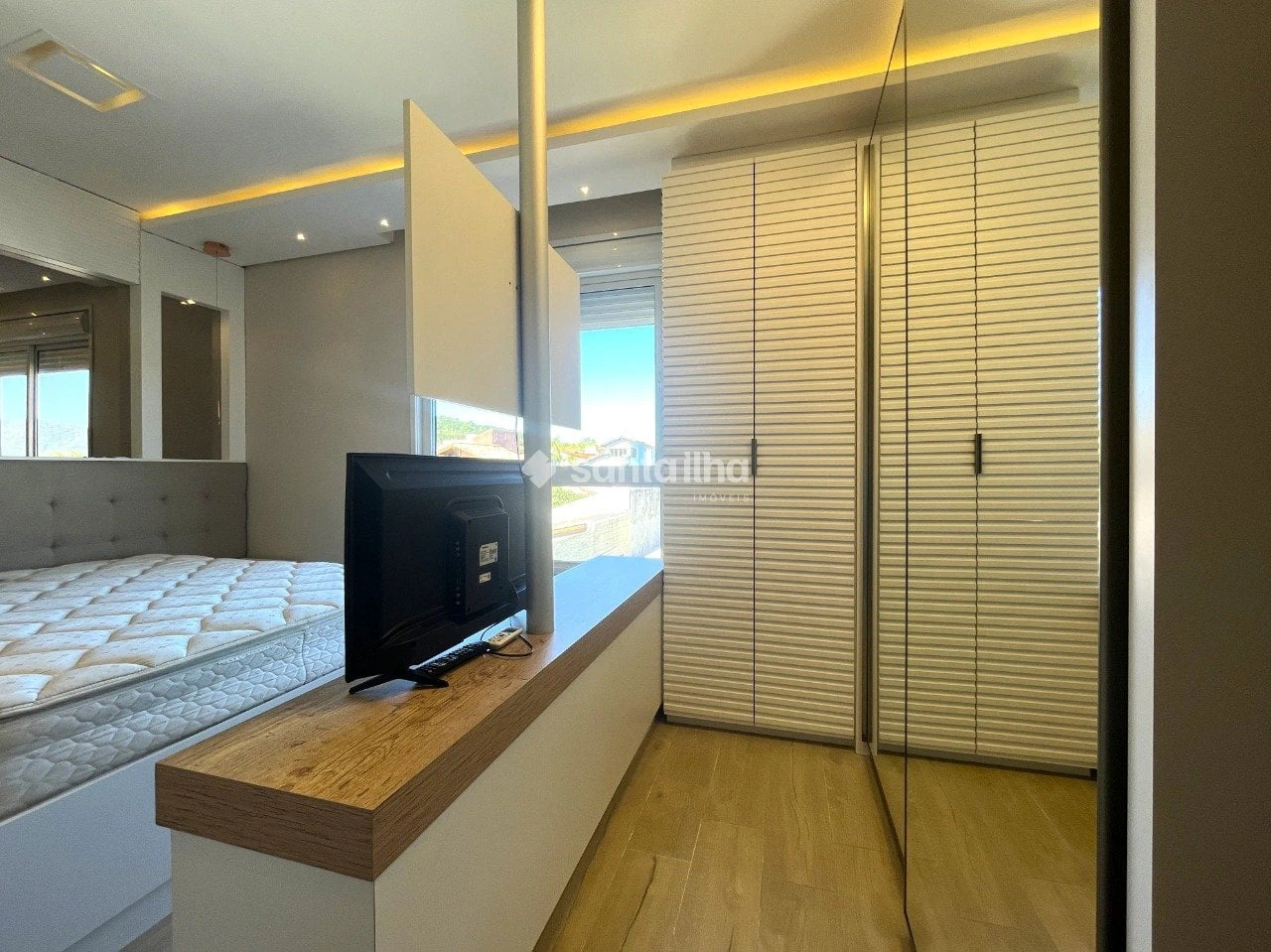 Квартира 114 м² с видом на горы и панорамными окнами — photo 11