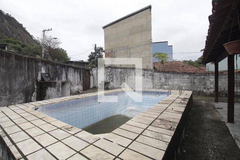 Furnished house with 2 bedrooms and 362 m² — photo 40