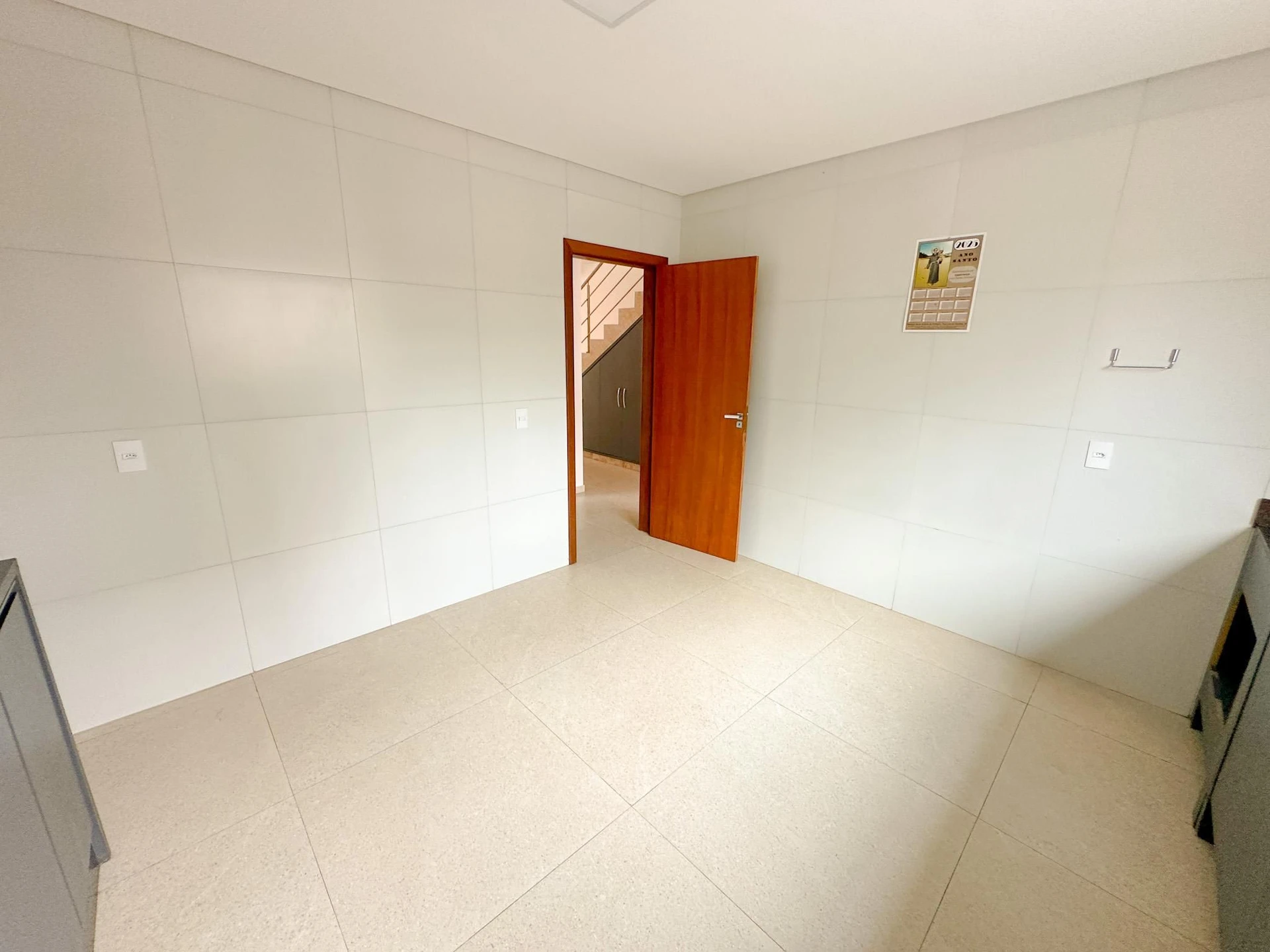 Garden in a 4-bedroom house, 194 m² — photo 11