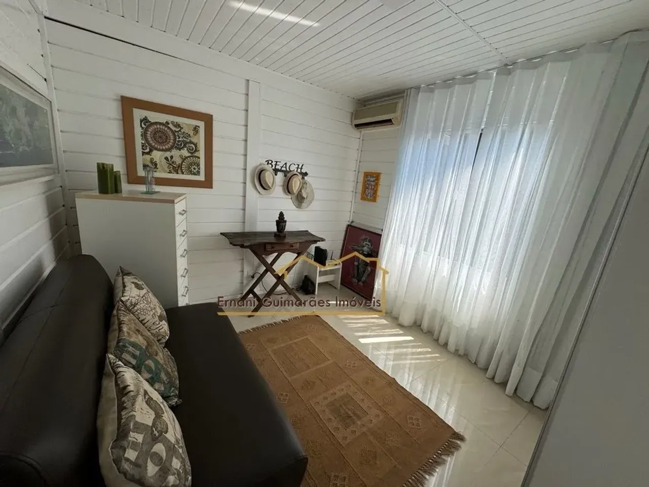 Casa térrea mobiliada com 4 dormitórios e 4 banheiros — photo 17