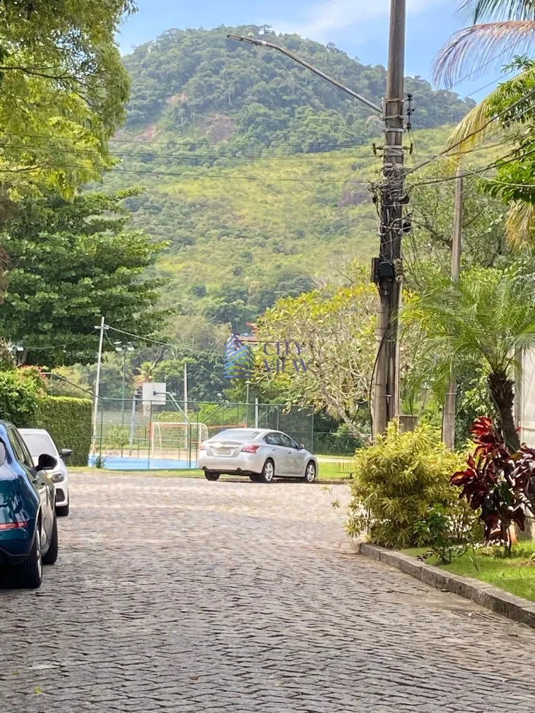 Unfurnished 4-bedroom house with 1000 m² — photo 45