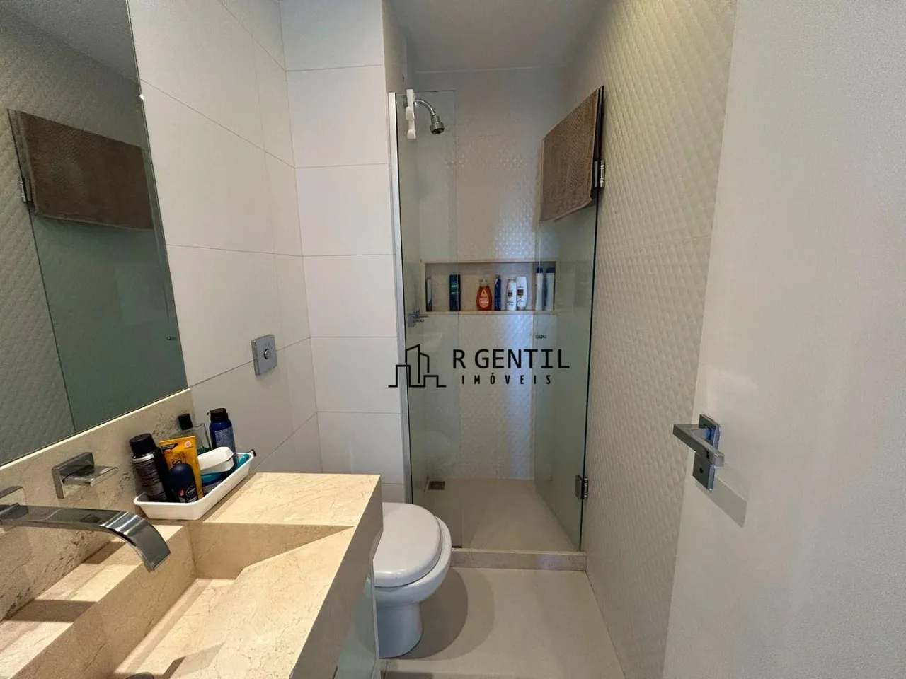 Apartamento para alugar com 3 dormitórios e 3 banheiros — photo 8