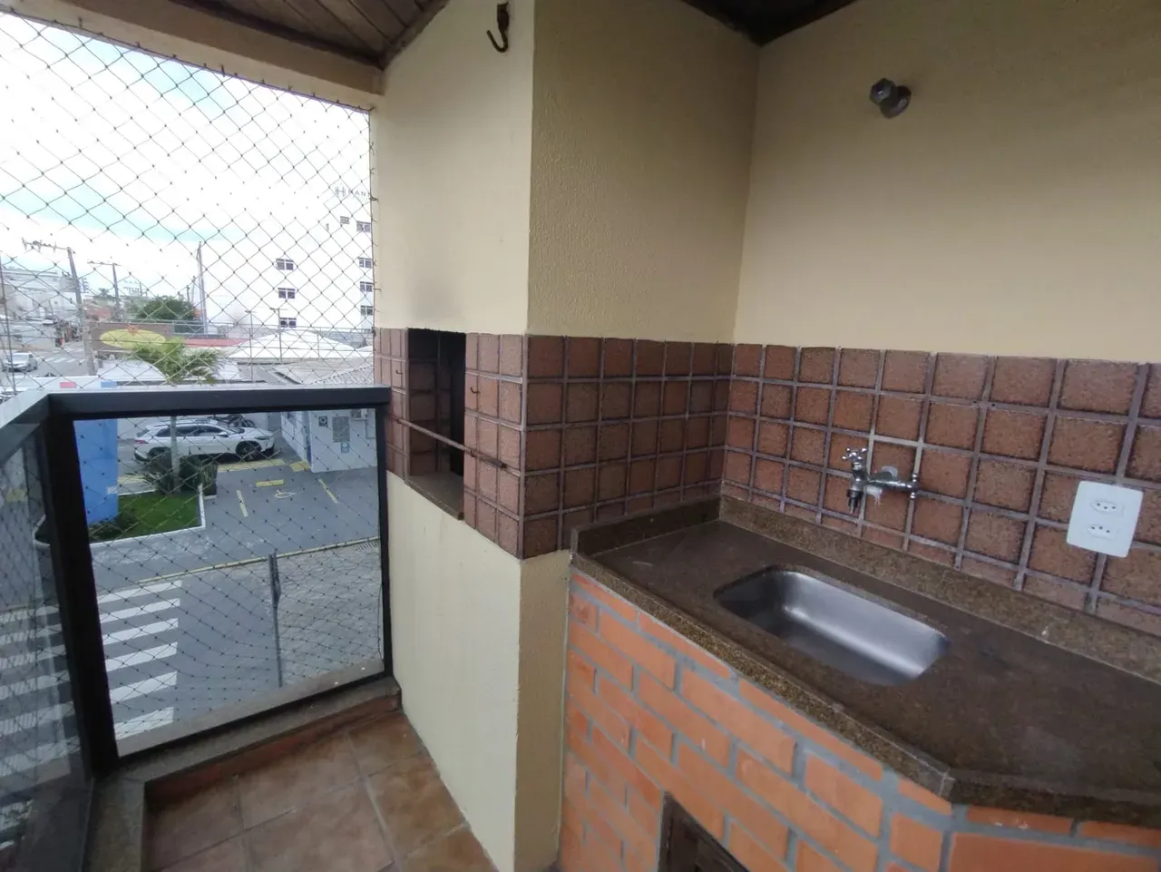 Apartamento en 1er piso de 1 dormitorio con plaza cubierta — photo 4