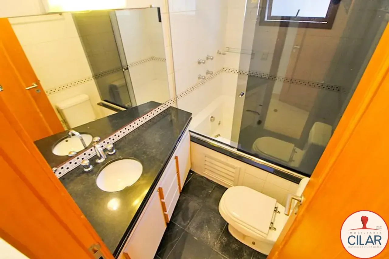 Unfurnished 2-bedroom apartment with 135.20 m² — photo 12