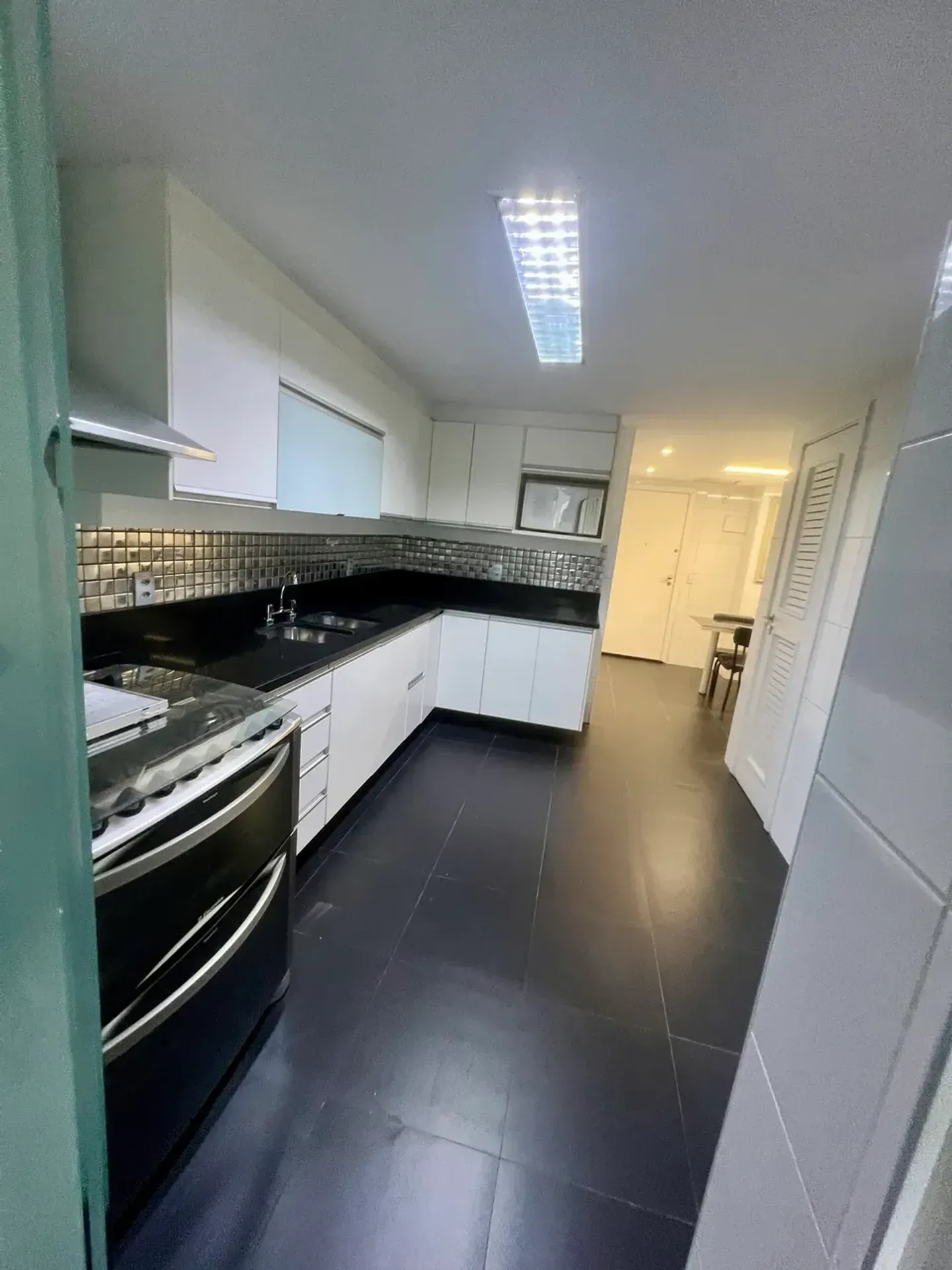 Apartamento de 3 quartos com varanda gourmet — photo 36
