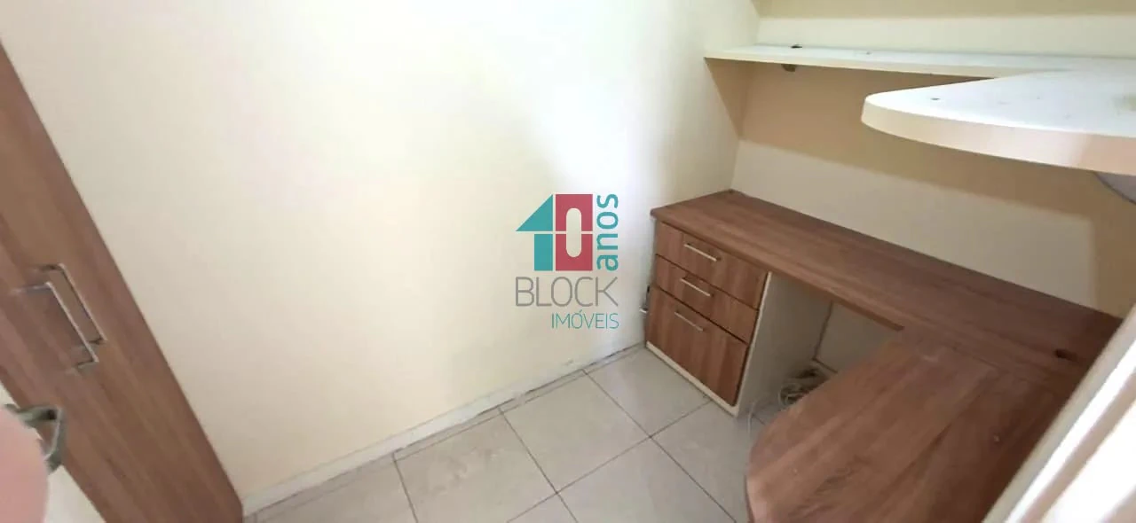 Unfurnished duplex apartment with 2 en-suite bedrooms — photo 9