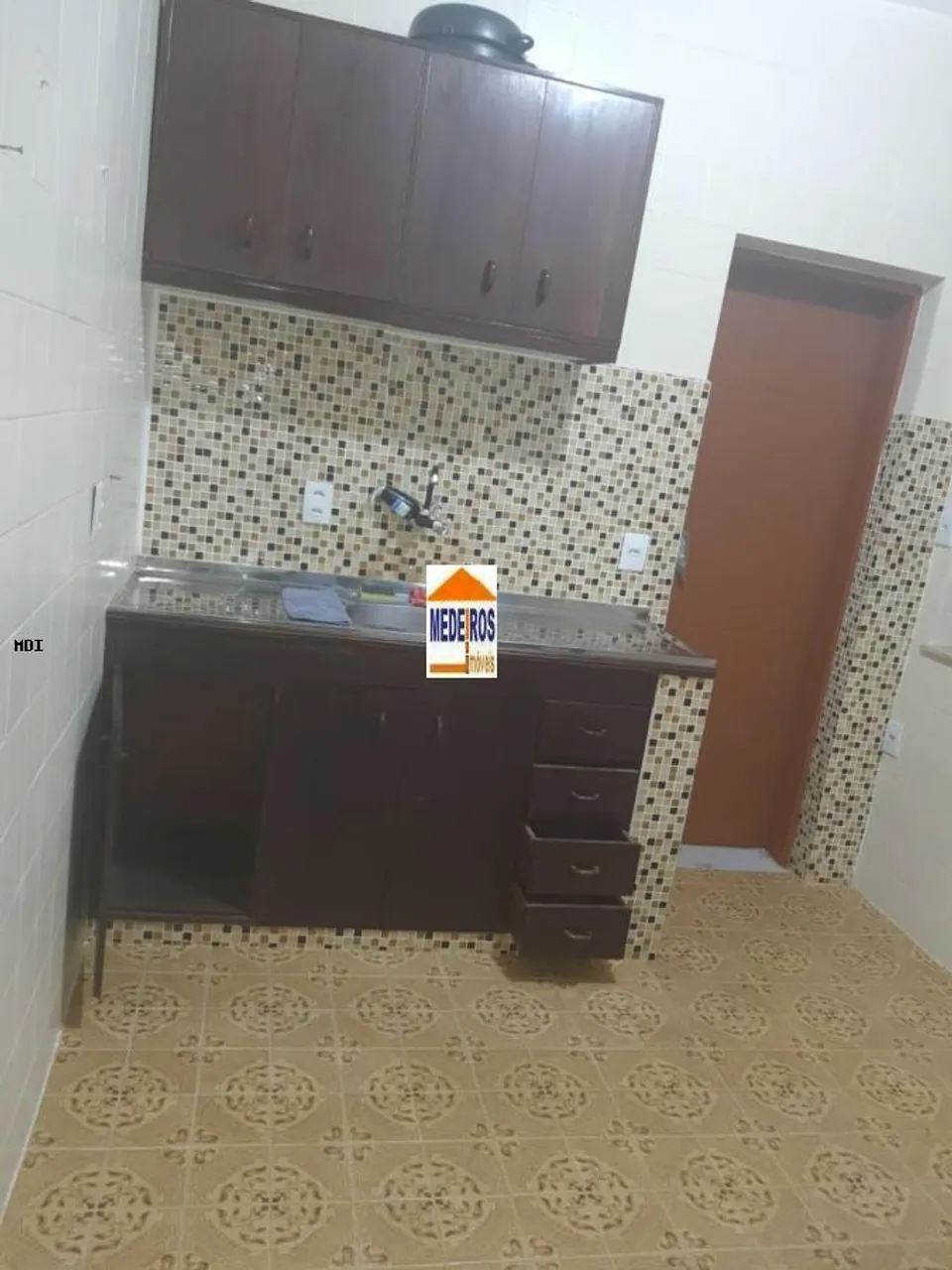 Rental house with 2 bedrooms and 1 parking space