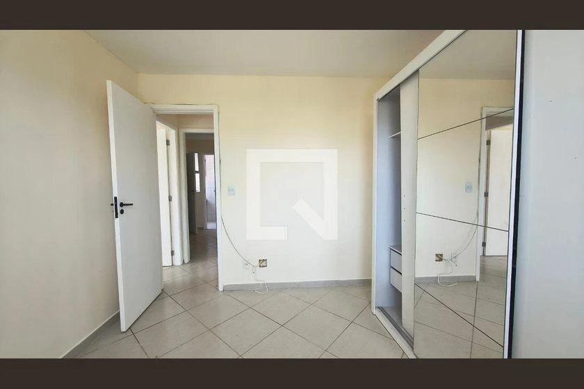 3-bedroom apartment in a building with a gym — photo 15