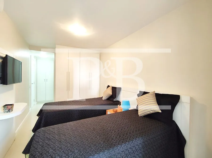 Furnished 2-bedroom apartment with 2 bathrooms, 90 m² — photo 17