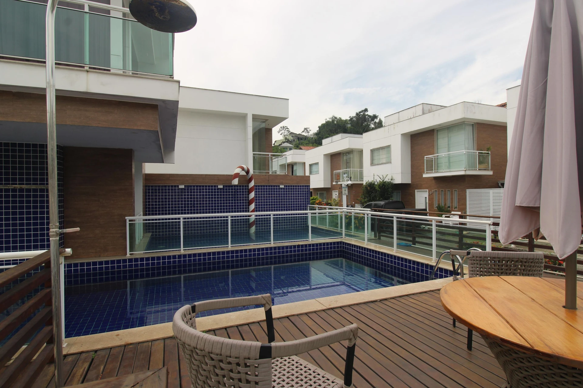 3-bedroom house with a grill on the balcony — photo 22
