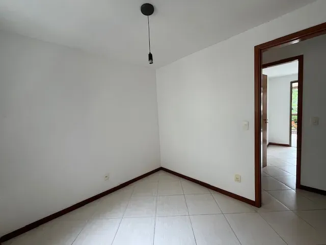 3-bedroom apartment, 1 with its own bathroom, 101 m² — photo 13