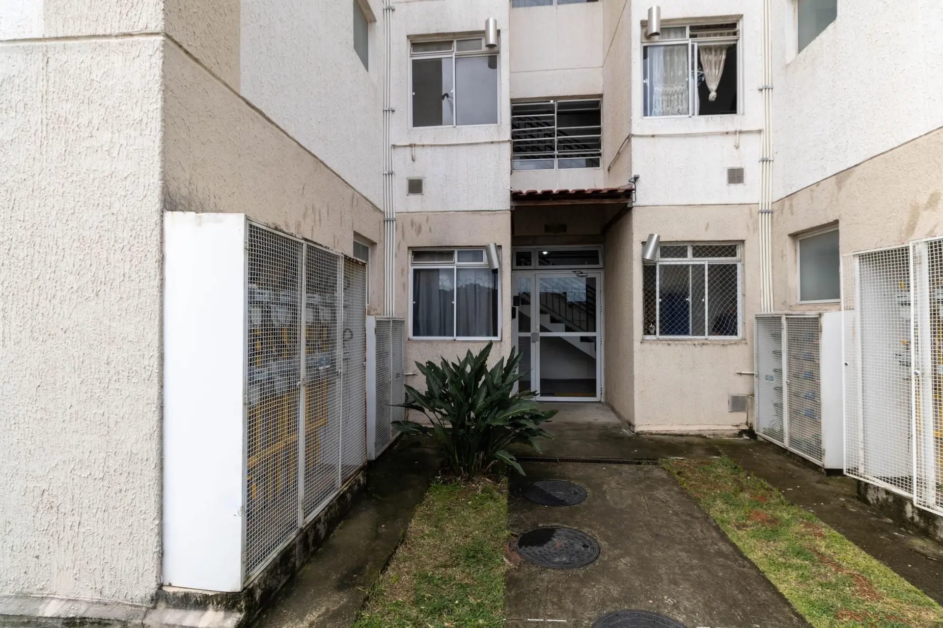 Квартира з 2 спальнями і 1 ванною — photo 10