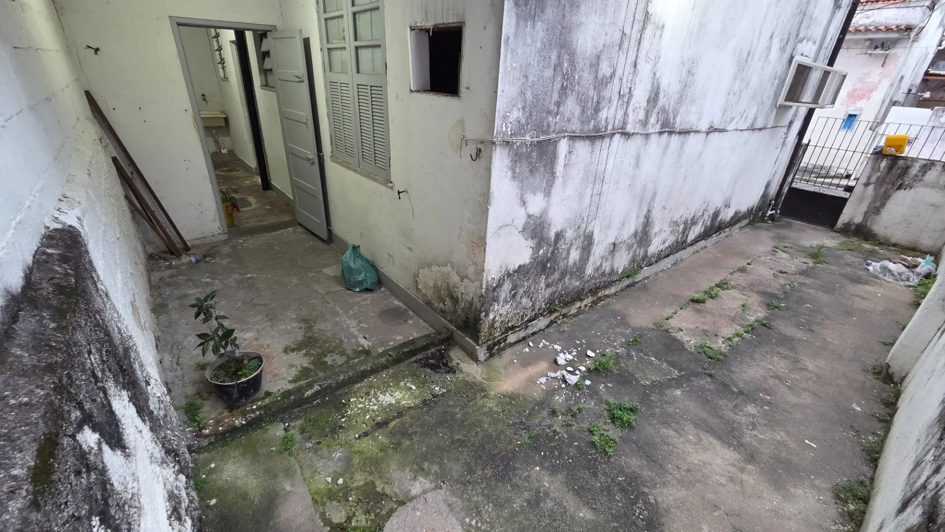 Casa, 51 m², com jardim — photo 19