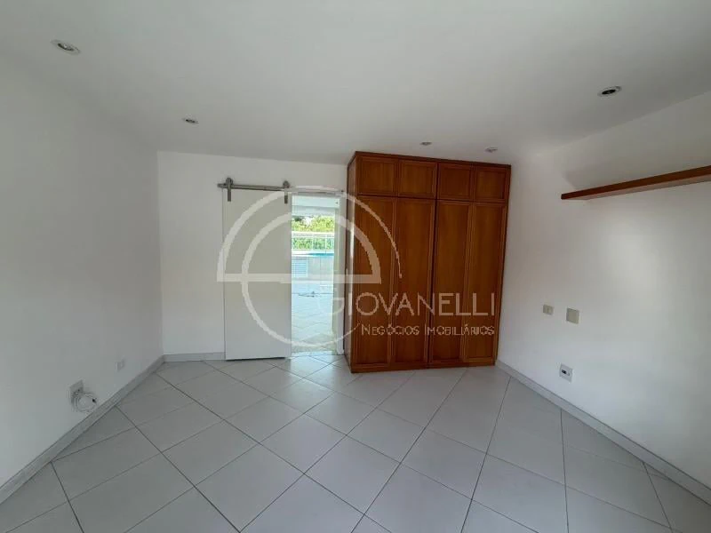 Casa triplex de 242 m² com 3 quartos e 2 vagas — photo 29