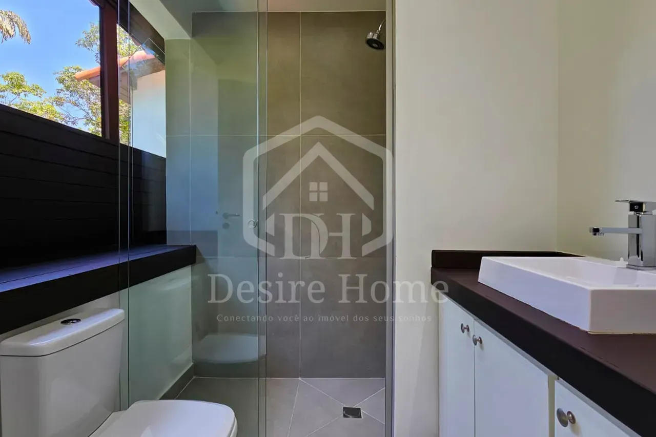 Casa com 4 quartos e 5 banheiros, cozinha a gás — photo 10