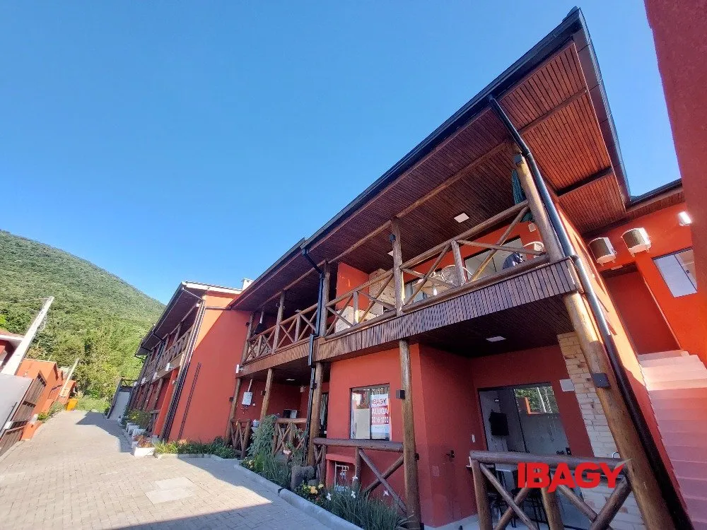 Apartamento amueblado de 2 dormitorios y 44 m² — photo 40