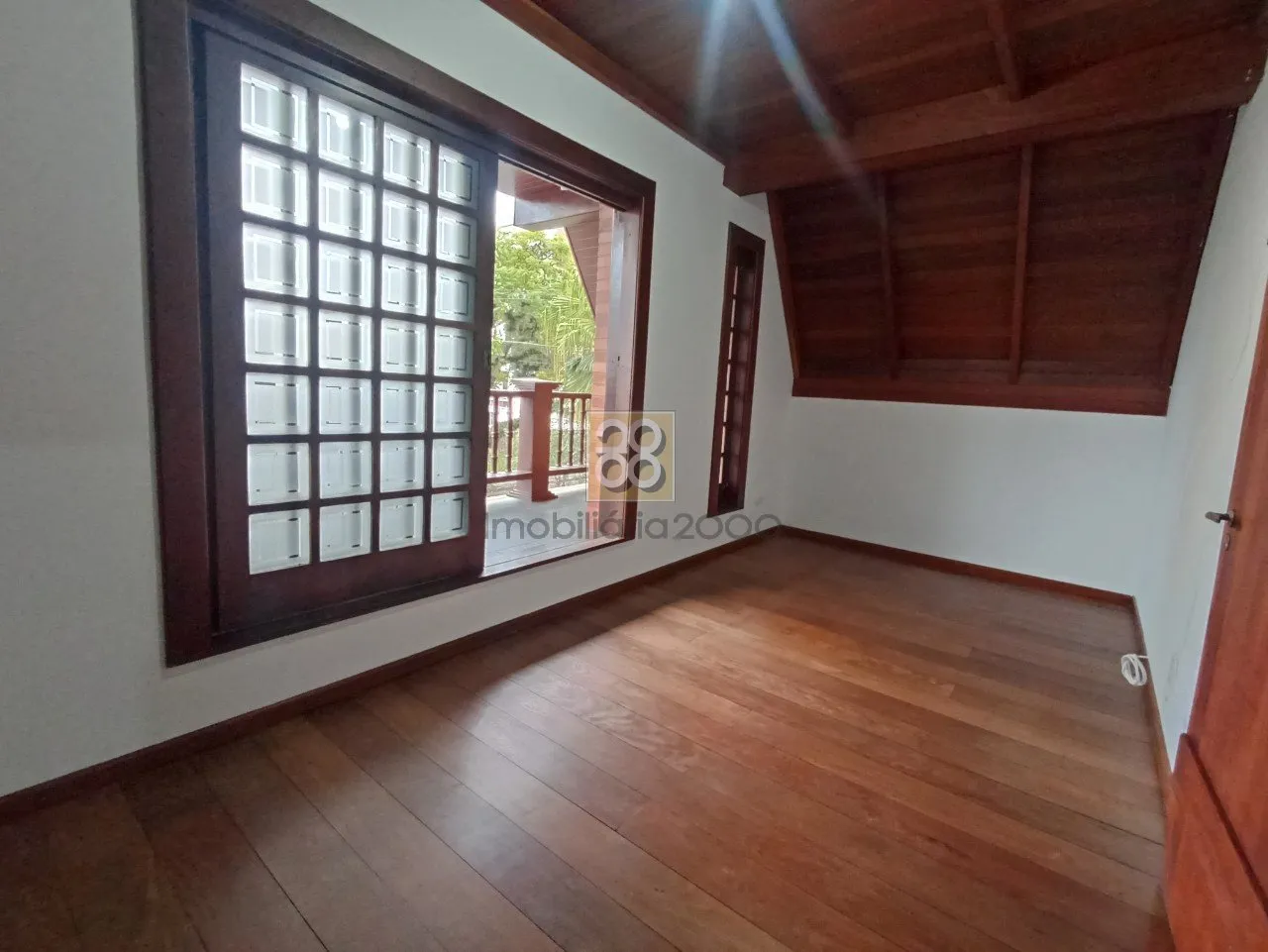 Casa, 187 m², com banheira — photo 20
