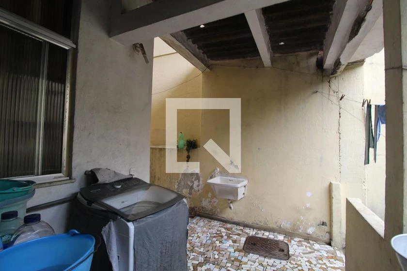 Unfurnished house with 3 bedrooms and private garden — photo 36