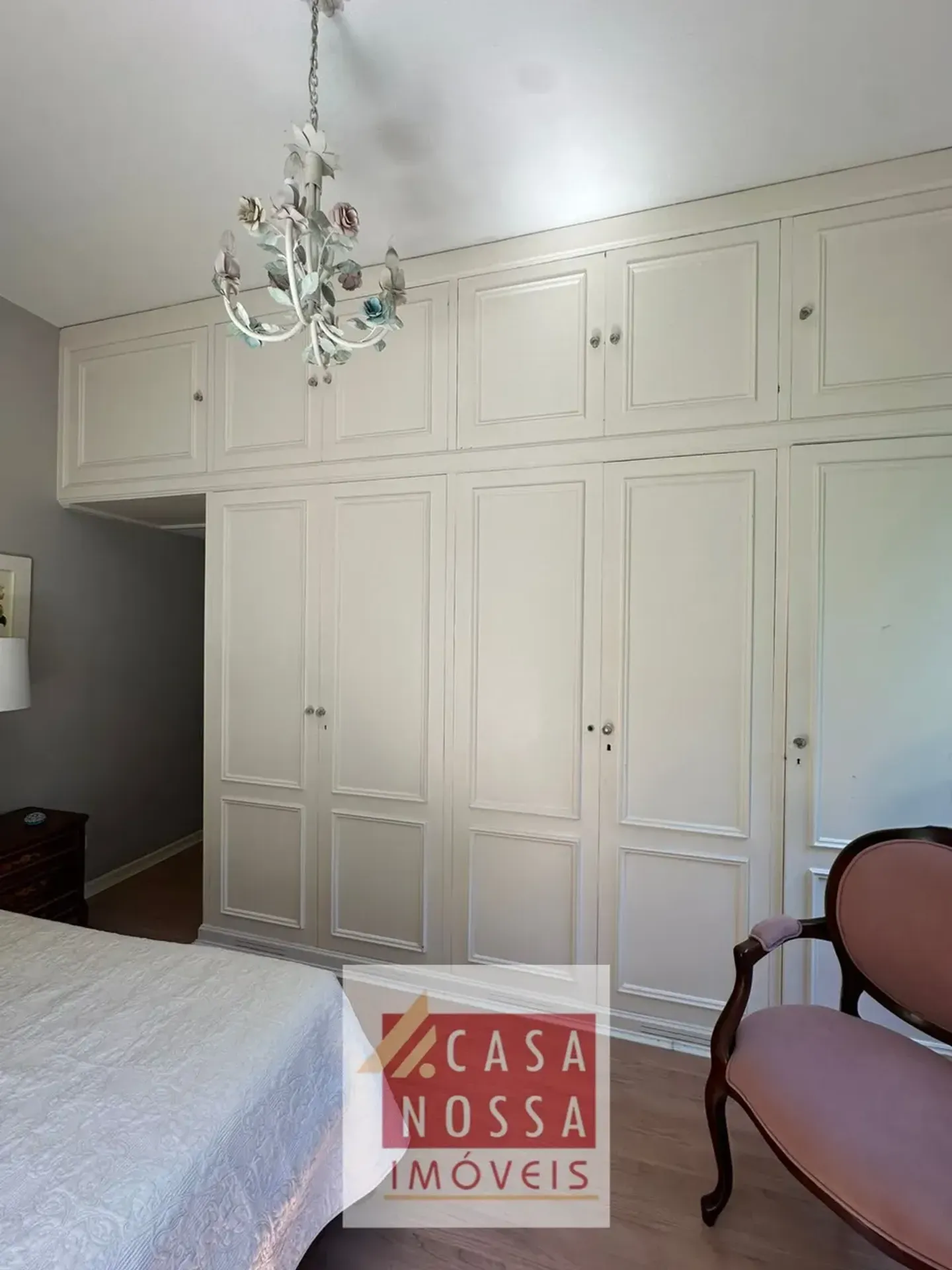 3-bedroom apartment with a park view — photo 4