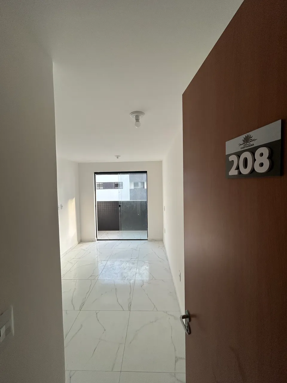 Apartment with 2 bedrooms and 3 bathrooms — photo 12