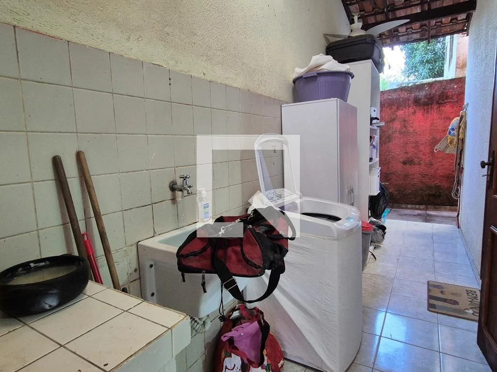 Будинок із 4 спальнями та власним басейном — photo 23