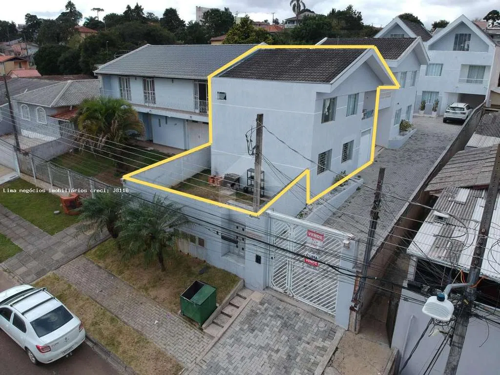 Two-story house with 3 bedrooms, 1 en-suite and parking — photo 7