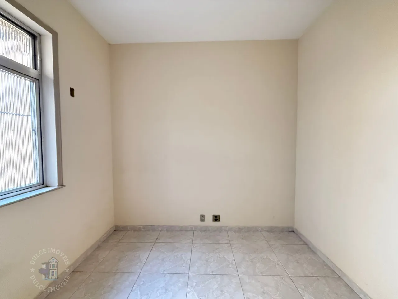 Apartment with 2 bedrooms, 1 bathroom and no parking — photo 4
