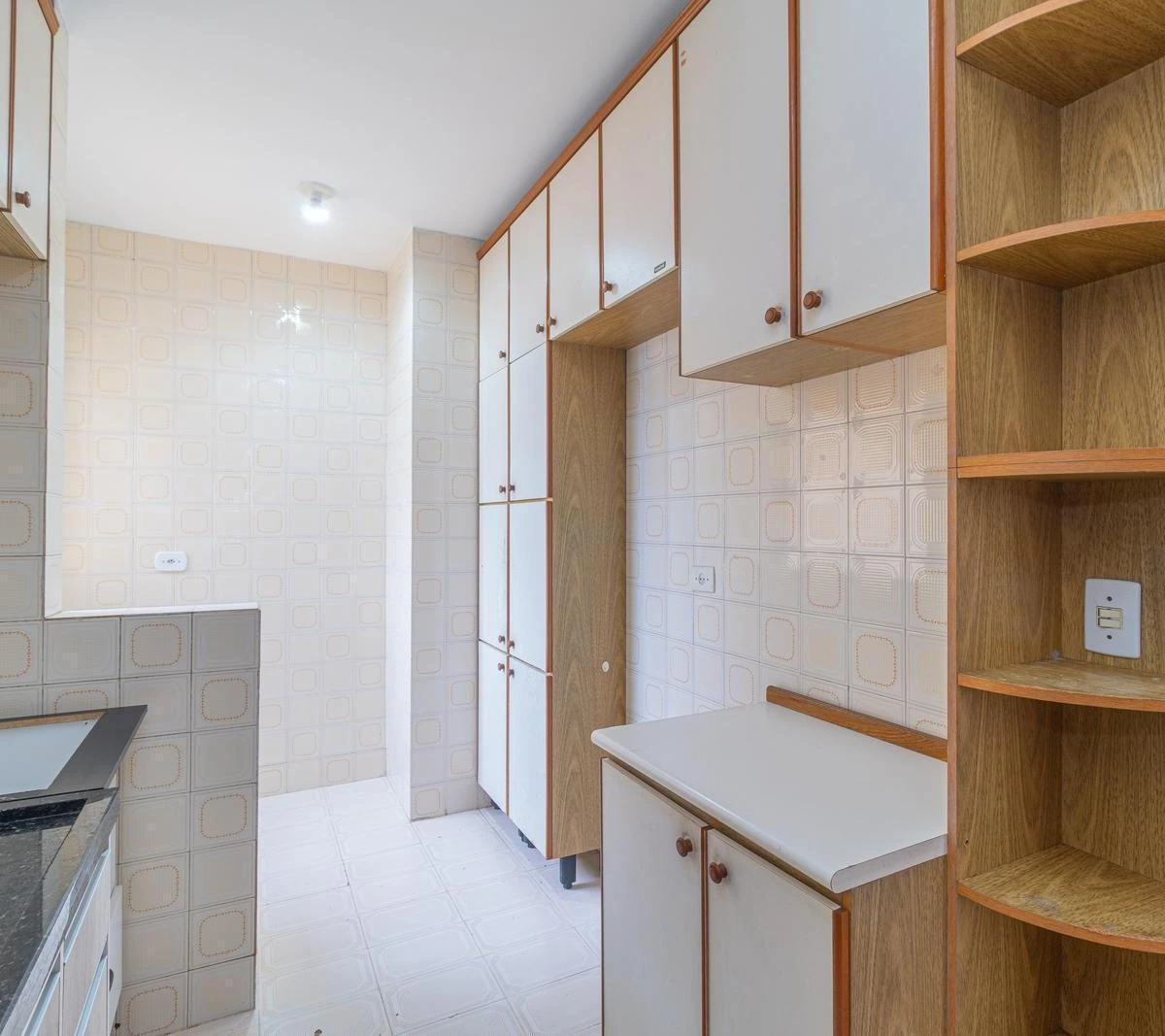 Departamento con piso de madera o laminado en Curitiba — photo 7