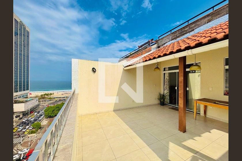 Furnished duplex with 2 bedrooms and a balcony — photo 12