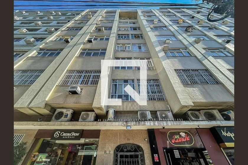 1 quarto e piso de madeira ou laminado: apartamento de 21 m² — photo 19