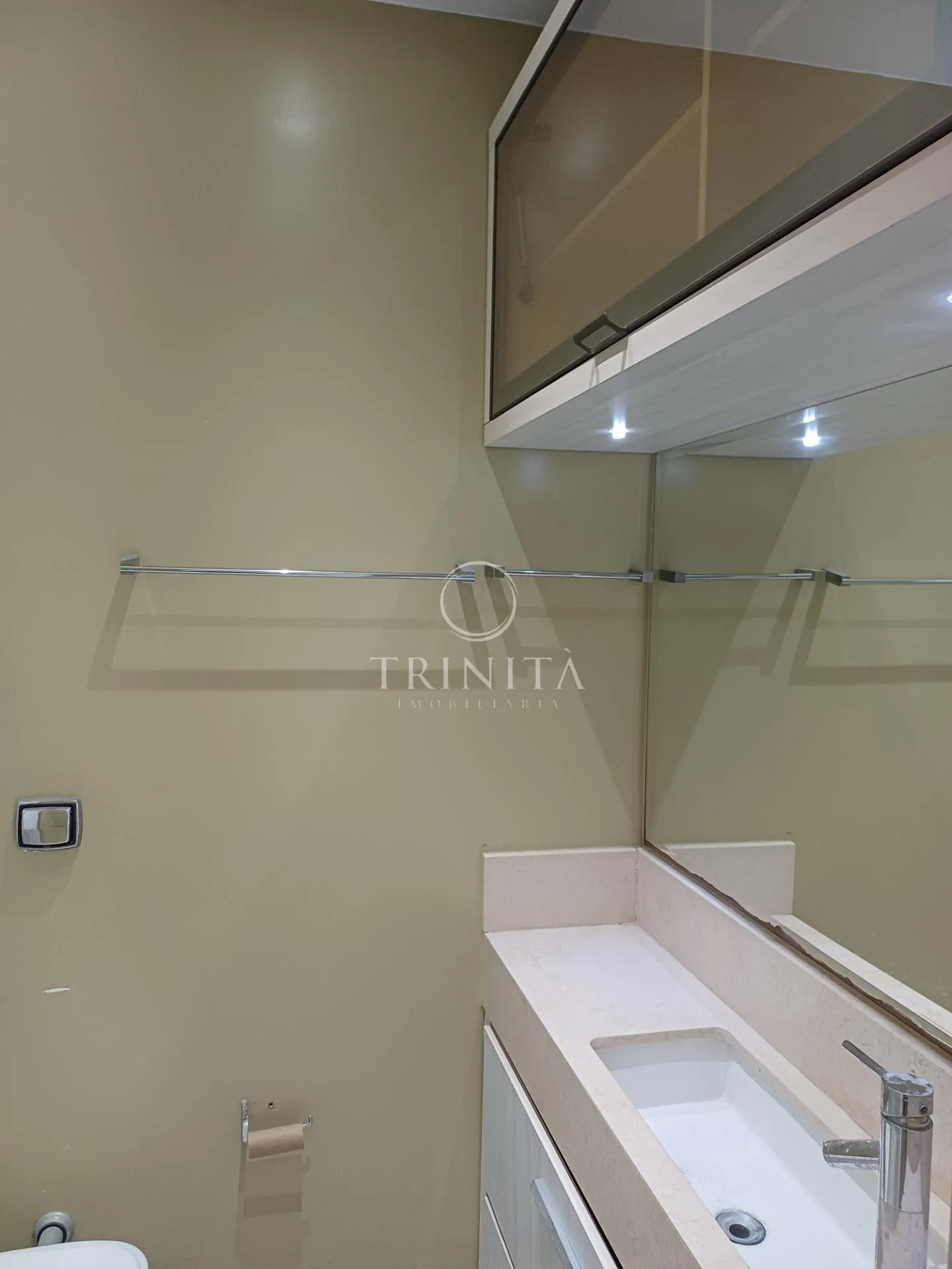 House, 490 m², with a grill on the balcony — photo 65