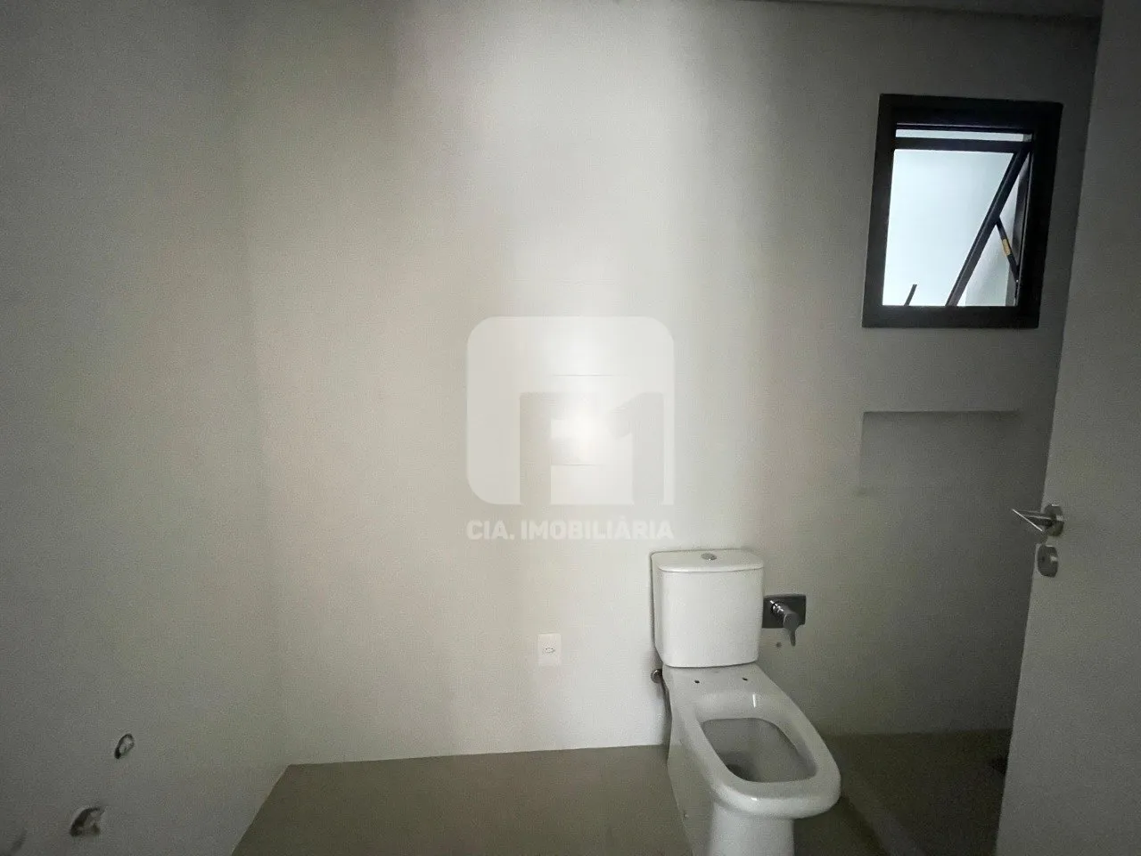 2-bedroom apartment with 2 parking spaces and balcony BBQ — photo 35