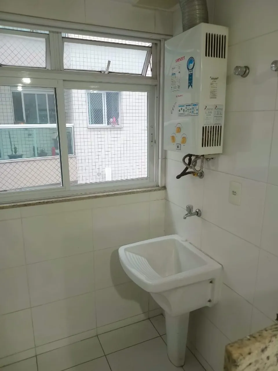 Apartamento com 2 quartos e 2 banheiros, varanda — photo 8